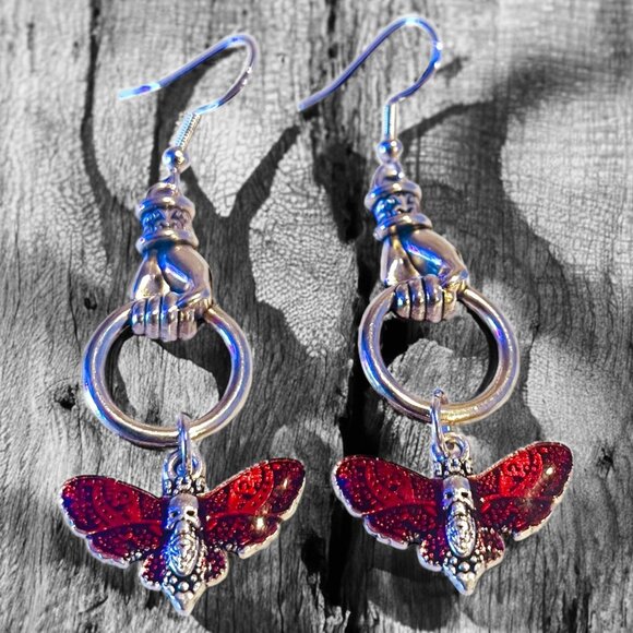 Crimson Embrace Gothic Skull Moth 925 Sterling Silver Earrings - Picture 1 of 3